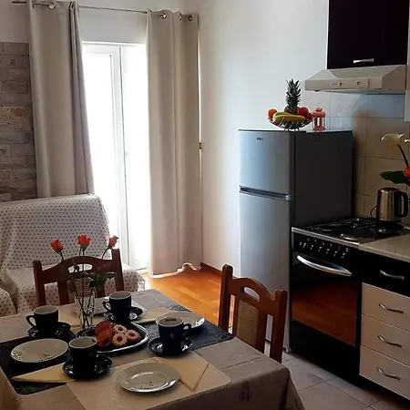 Dinko Appartement *